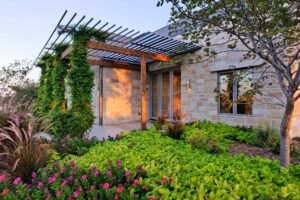 energy-efficient-home-exterior-2023-11-27-04-52-23-utc.jpg